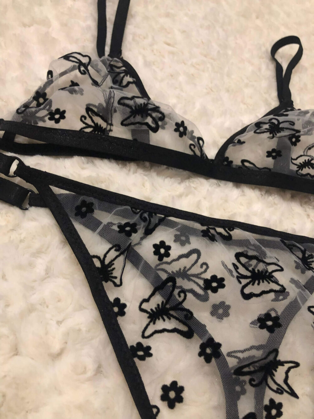 fekete pillangós bralette szett